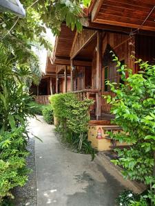 Afbeelding uit fotogalerij van J&J Guesthouse in Sukhothai