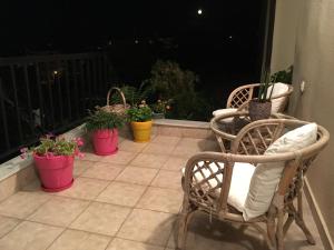 A balcony or terrace at Small apartment, great view!