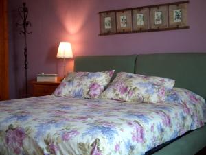 เตียงในห้องที่ Una Casa di Campagna