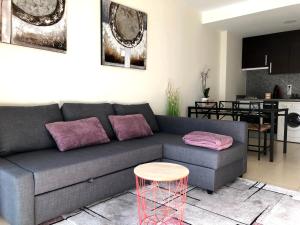 Χώρος καθιστικού στο Apartamento con terraza en la Magalona