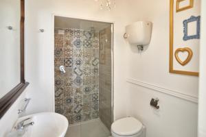 A bathroom at Il Piccolo Principe Affittacamere