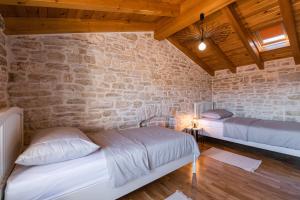 Postel nebo postele na pokoji v ubytování Honey house