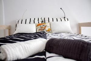Posteľ alebo postele v izbe v ubytovaní Minion & Snoopy Apartman + 37 fotografií