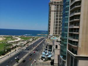 Afbeelding uit fotogalerij van San Stefano apartment on the sea in Alexandrië