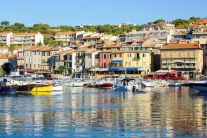 Gallery image of LOCAPPART CASSIS en Provence in Cassis