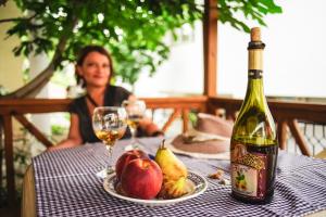 Galeriebild der Unterkunft Guest House Yoanna in Baltschik + 42 Fotos