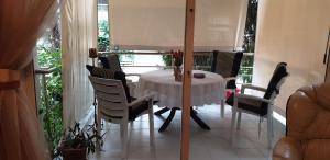 Gambar di galeri bagi SavasApartment di Varkiza