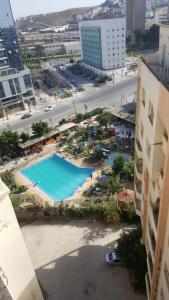 Πισίνα στο ή κοντά στο Appartement AL Boughaze vue sur Mer