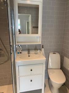 Koupelna v ubytování Kuressaare Park Apartment + 11 fotografií