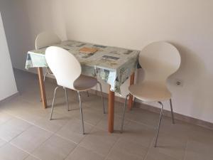 Fotografia z galérie ubytovania Apartmani Atila Damir v Omise