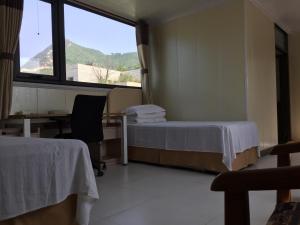 山景或在民宿看到的山景