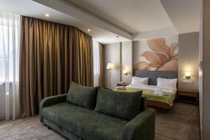 Posezení v ubytování Renion Hills Hotel