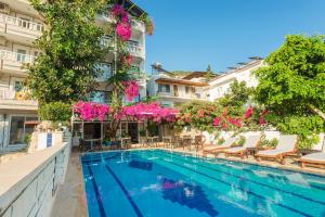 Gallery image of Hotel Koza in Kaş