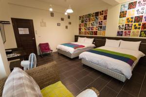 胖咪民宿房間的床