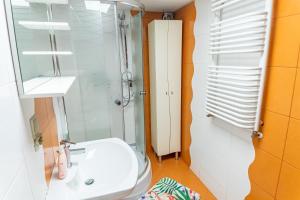 Kúpeľňa v ubytovaní Domek Brenna