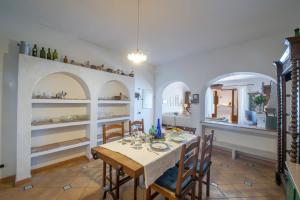 Φωτογραφία από το άλμπουμ του Casa Ella with Private Parking σε Praiano