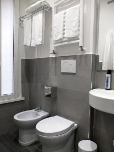 Gallery image of ASTORIA GOLDEN GATE in Rome