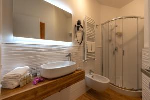 Koupelna v ubytování Borgo di Villa Cellaia Resort & SPA