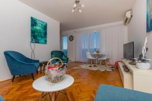 TV a/nebo společenská místnost v ubytování Apartment Svorcan