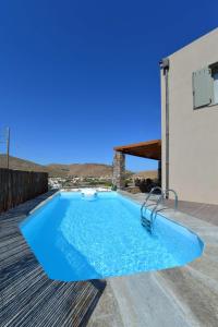 Bazén v ubytování Luxurious 2019blt SeaView Villa wth swimming pool nebo v jeho okolí