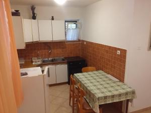 Kuchyňa alebo kuchynka v ubytovaní Apartments Katarina