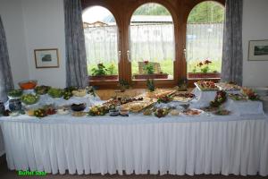 Φαγητό σε αυτό το ξενοδοχείο ή κάπου εκεί κοντά