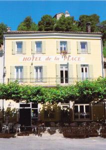 Gallery image of Hôtel de la Place in Mézel