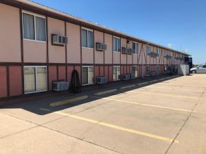 Gallery image of Executive Inn in McPherson