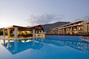 Bazén v ubytování Island Blue Hotel nebo v jeho okolí