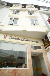 Certifikát, hodnocení, plakát nebo jiný dokument vystavený v ubytování Vanilla Dalat Hotel