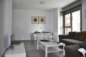Posedenie v ubytovaní Flatguest - Cozy Beach