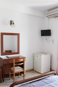 TV a/nebo společenská místnost v ubytování Pantelis Rooms Skopelos