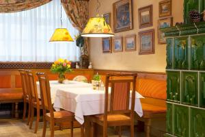 Posezení v ubytování Hotel Wilder Mann