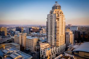 Gallery image of The Michelangelo Towers in Johannesburg