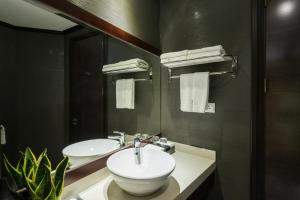 Phòng tắm tại Lao Cai Star Hotel