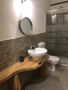 Ένα μπάνιο στο CASA DELLE GUARDIE Rifugio