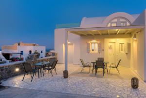 Balkón nebo terasa v ubytování Crystal Villas Santorini