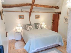 Gallery image of The Old Mill Cottage in Okehampton