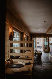 Predel za sedenje v nastanitvi Hotel Larice