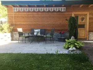 Jardí fora de Haus Tschirgantblick
