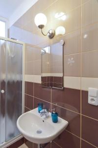 Kúpeľňa v ubytovaní Modern Apartment Navrátilova II