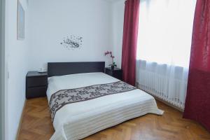Posteľ alebo postele v izbe v ubytovaní Modern Apartment Navrátilova II
