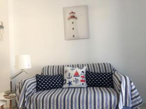 Postel nebo postele na pokoji v ubytování Cozy & comfy Apt with Sea View in Chora Andros