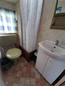 Łazienka w obiekcie Kalmar