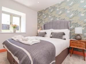 En eller flere senge i et værelse på See Two Seas, Cape Cornwall