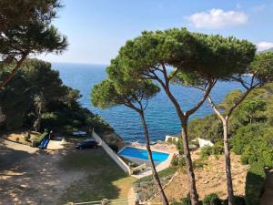 a view of the ocean from a villa at Senya Salvi 12 CostaBravaSi in Sant Feliu de Guixols
