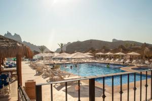 สระว่ายน้ำที่อยู่ใกล้ ๆ หรือใน Marinaterra Hotel & Spa