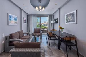 Χώρος καθιστικού στο Dionysos Hotel & Suites