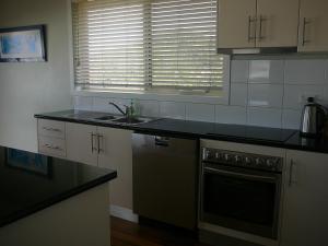 Gallery image of OCEAN VIEWS in Warrnambool