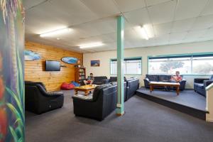 Gallery image of Pacific Coast Lodge and Backpackers in Mount Maunganui